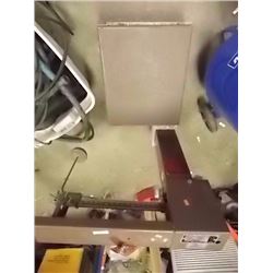 VINTAGE BALANCE FLOOR SCALE WITH 2 WEIGHTS