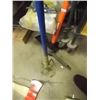 Image 1 : THE CLAW GARDEN TOOLS