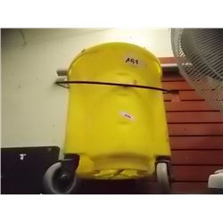 COMMERCIAL MOP BUCKET