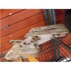 TROLING MOTOR MOUNT