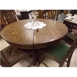 SOLID ROUND QUARTER SAWN OAK TABLE