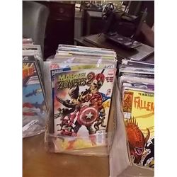 ASSORTED COMIC BOOKS - APPROX 50 PER LOT