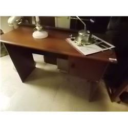 DESK WITH DRAWER