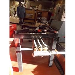 NEW GAS BURNER 20" STEEL STAND - 3 VALVES - 18" NEW GAS BURNER 20" STEEL STAND - 3 VALVES - 18" T X 