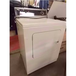 MAYTAG HEAVY DUTY DRYER - 220V