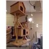 Image 1 : CONDO CAT HOUSE - CARPET COVERED - NO CONDO FEE'S REQUIRED