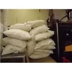 LOTOF HOTEL PILLOWS - 14 TTL