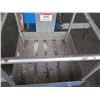 Image 8 : Genie AWP-24 Man Lift/Scissor Lift Machine - 24 Ft Reach, 300 lb Load Capacity