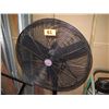 Image 2 : Dayton Commercial Shop Fan 1RWB5A - Adjustable Height