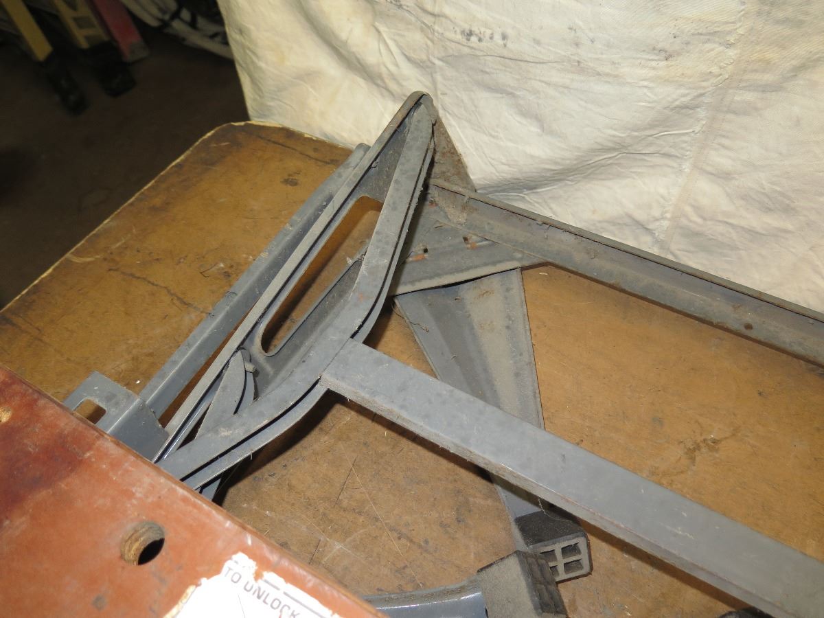 Fold Up Work Table Black And Decker Workmate 300 Oahu Auctions