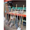 Image 2 : Misc. Shovels, Pickaxe, Hoes, Spades, Hole