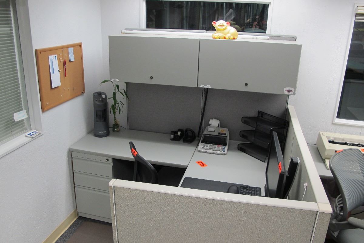 Modular Workstation w/2-Piece Desk, Modern Office Chair, Drawers & 2 ...