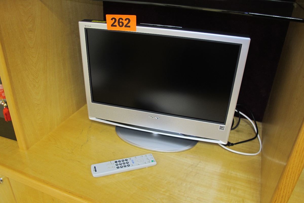 Sony Wega Flat Screen TV