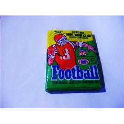 N F L  UNOPENED FOOTBALL CARD WAX PACK