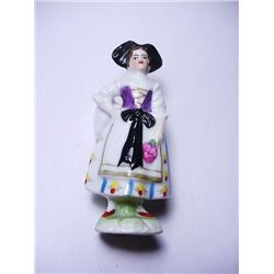 VINTAGE FIGURINE