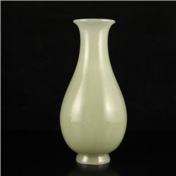 Vintage Chinese Hetian Jade Kwan-yin Vase