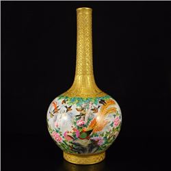 Superb Chinese Qing Dynasty Gilt Gold Famille Rose Porcelain Vase w Qianlong Mark