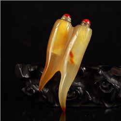 Chinese Agate Cayenne Pepper Shape Snuff Bottle