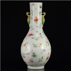 Superb Hand-painted Chinese Famille Rose Porcelain Vase