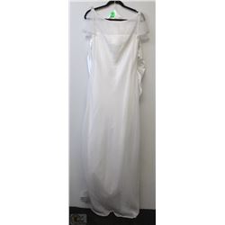 SIZE 12 NEW ELEGANT WEDDING GOWN CHIFFON W/ TRAIN