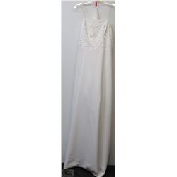 SIZE 12 NEW LIGHT FABRIC WEDDING GOWN WITH TRAIN
