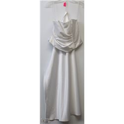 SIZE 6 NEW 2PC WHITE WEDDING GOWN