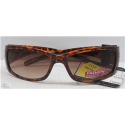 LADIES FOSTER GRANT FASHION SUNGLASSES
