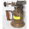 Image 1 : VINTAGE BLOW TORCH