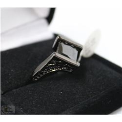 MENS PURPLE ON BLACK RING SZ 10