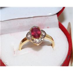 TRP224) 10KT YELLOW GOLD RUBY AND WHITE SAPPHIRE