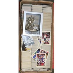 LOT OF 3000+ HOCKEY CARDS WITH DANIEL DAVID