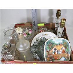 FLAT OF ESTATE DISHWARE, PAIR OF LAMPS, GLASS