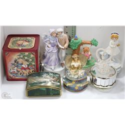 BOX W/7 MUSIC BOXES - ALL WORKING