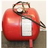 Image 1 : REFILLABLE PORTABLE AIR TANK 150 PSI