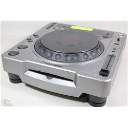 PIONEER CDJ800 DJ DISC PLAYER