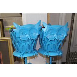 LOT OF 2 METAL (PAINTABLE) OWL PLANTERS WITH POTS