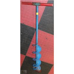 VINTAGE HANDHELD ICE AUGER