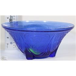 LARGE BLUE BOWL WITH ROSE DESIGN