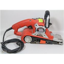 BLACK AND DECKER BELT SANDER