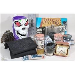 BOX W/BEER WALL DÉCOR, FLASK, VINTAGE