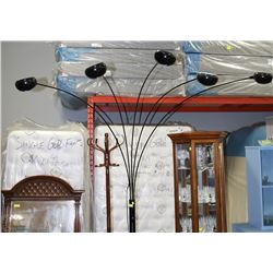 BLACK 5 LIGHT SPIDERLAMP