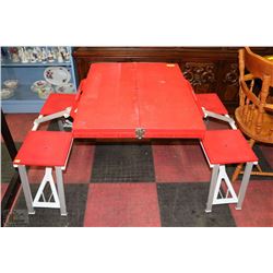 FOLDING PICNIC BENCH **AS THEY COME**