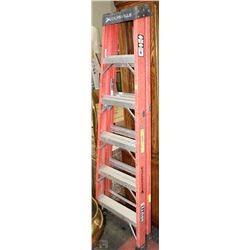 LOUISVILLE 6 FT ALUMINUM / FIBERGLASS LADDER
