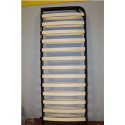 QUEEN SIZE FOLDING BOXSPRING