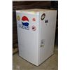 Image 1 : IGLOO BAR FRIDGE
