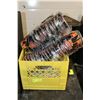 Image 1 : CRATE WITH COMMERCIAL PASTA BOWLS AND