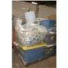 Image 1 : SHOWHOME PALLET OF ORNAMENTS, PILLOWS ETC