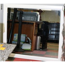 SHOWHOME WHITE FRAMED MIRROR