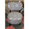 Image 1 : GREY FABRIC FLORAL ACCENT CHAIR