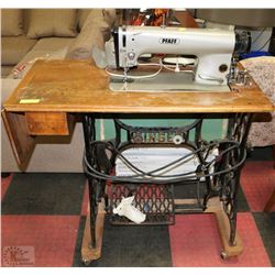 SINGER/ PFAFF HEAVY DUTY SEWING MACHINE